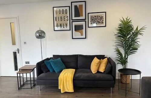 Canning Town House | Modern East London Apartment