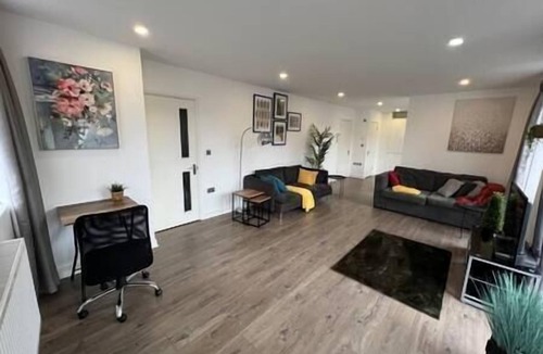 Canning Town House | Modern East London Apartment