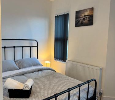 Luton House | Modern Ensuite Studio Rooms, Mansfield Road, Luton