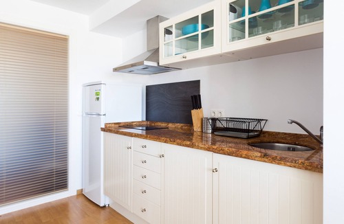 Conil de la Frontera City Center Apartment | Modern Holiday Apartment "Prado" with Sea View and Air Conditioning