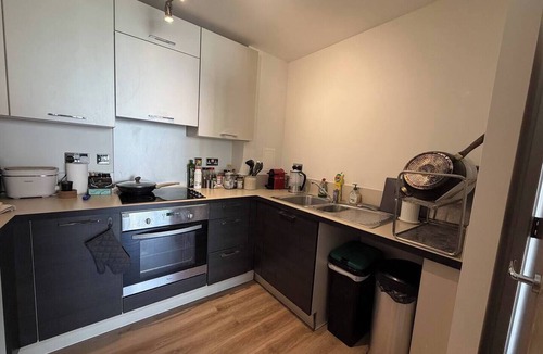 Royal Docks Apartment | Modern One-Bed Flat Near ExCeL & City Airport