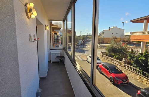 Vilafant Apartment | Modern, renovated, air-conditioned, and fully equipped apartment