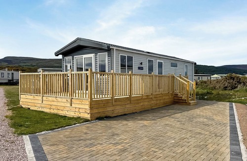 Golspie House | Modern, spacious holiday caravan with two bedrooms sleeping four people.