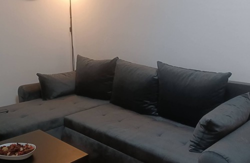 Barking Apartment | Modern & Stylish Retreat 15 Mins to Central London
