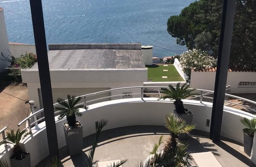 Almadraba-Canyelles Villa | Modern villa 5 minutes from the beach