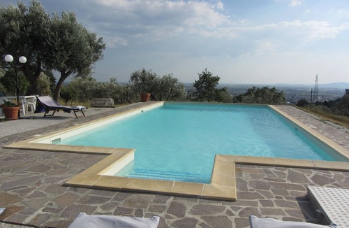 Campiglia Marittima Apartment | Montecristo and the Tuscan archipelago