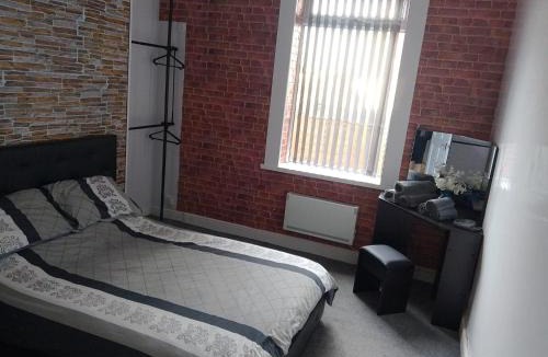 Largs Apartment | Moorburn Heights