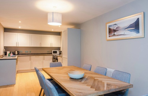 Alvie Cottage | Mountain Hare Apartment