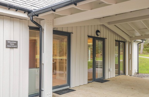 Alvie Cottage | Mountain Hare Apartment