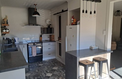 Hanmer Springs House | Mountain Views & Dog friendly on Woodbank