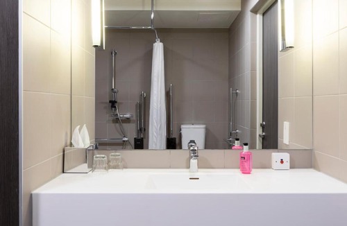 Stratford and New Town Hotel | Moxy London Stratford