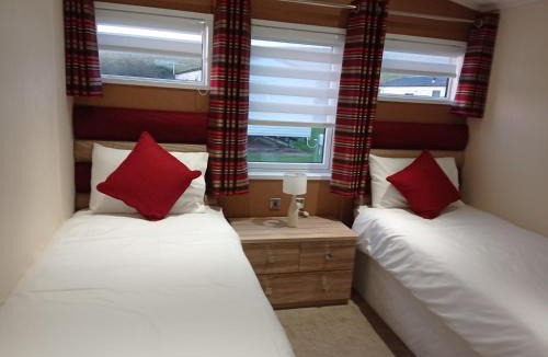 Girvan House | Muirfield cosy retreat