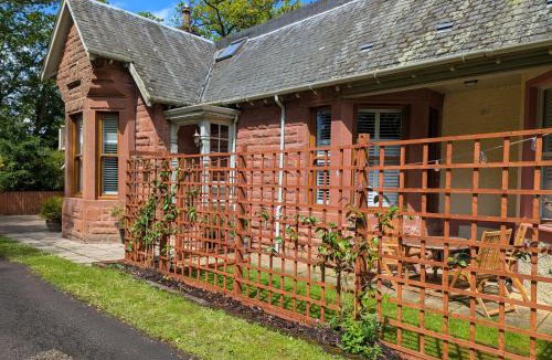 Drymen House | Mulberry Lodge - a luxury cottage on the West Highland Way
