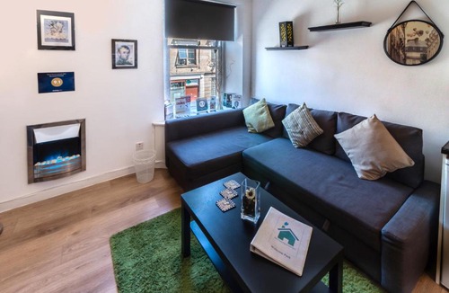 Paisley Apartment | Mycosyapartments54