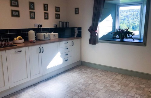 Glen Urquhart Cottage | Nan's Cottage, Beauly