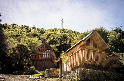Nelson Region Cabin | Nature based cabins 10mins from Nelson Group friendly 4 cabins & 2 bedroom house