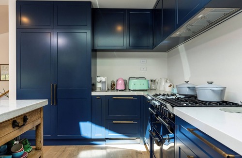 Moetapu Bay House | Nature's Luxe - Moetapu Bay Holiday Home