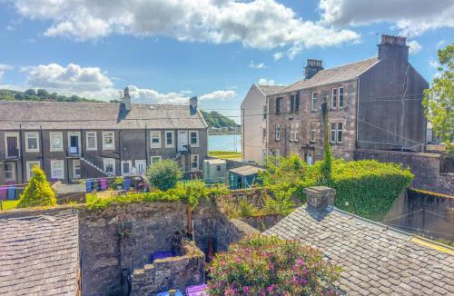 Millport Apartment | 'Nautical Nook' -Island Escape