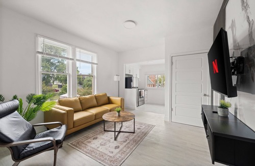 Windsor Apartment | New Build Open 2 Bedroom Unit