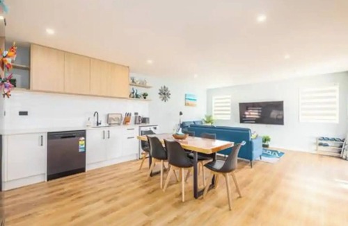 Tekapo Apartment | New, family friendly warm/3bedroom3bathroom/kingbed, mountain view/unitB