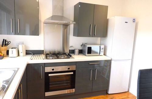 East Kilbride House | NEW - Large Fully Renovated House in East Kilbride