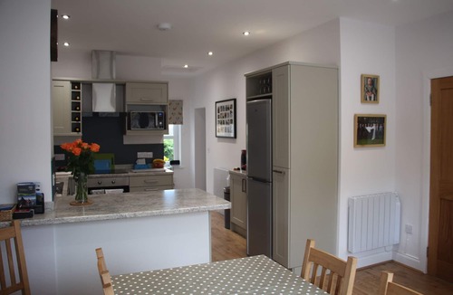 Arden Cottage | Newly refurbished beautiful 3 bedroom cottage; Loch Lomond
