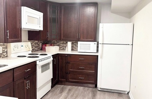 Centre Wellington Apartment | Newly renovated Stunning comfy legal Basement apartment in Fergus Elora