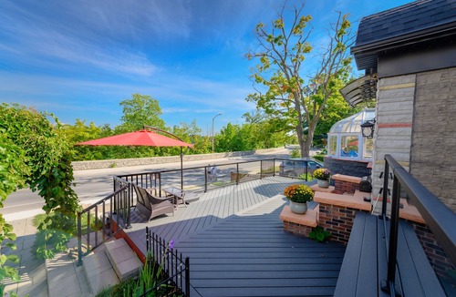Niagara Falls House | Niagara River&Glenview Home-15MinsWalkToFalls(CAN)