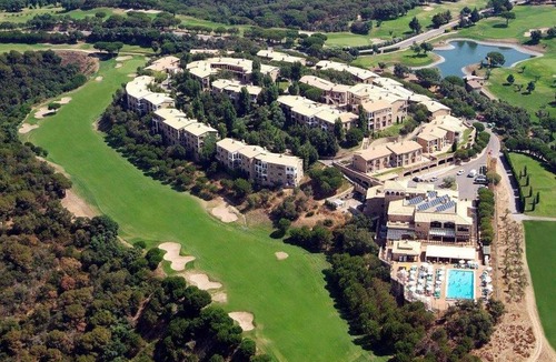 Castell-Platja d'Aro Apartment | Nice apartment for 4 guests with pool, WIFI, TV and terrace