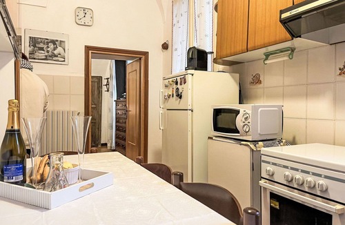 Borgomaro Apartment | Nice apartment for 6 guests with WIFI, TV and pets allowed