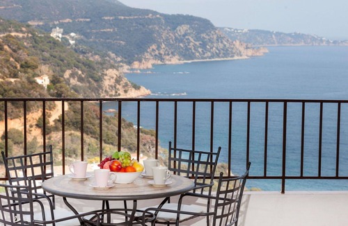 Tossa de Mar Apartment | Nice apartment for 4 people with WIFI, TV and terrace