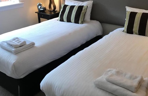 Glasgow Apartment | No.17 Serviced Apartment