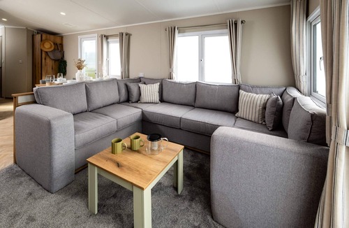 Delamere Cottage | NO. 24 - THE OAKS, pet friendly, with a garden in Delamere