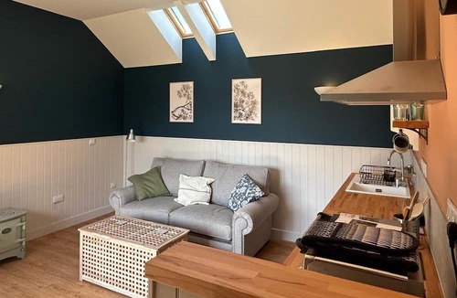 Kirkhill Cabin | No. 6, Wester Kirkhill Lodges