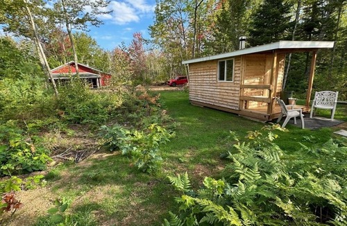 Batchawana Bay House | No neighbors, 2 km Lake Superior and river shoreline, 1,800 sq ft house