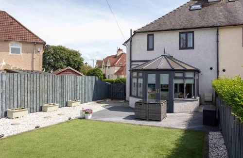 Kilmarnock House | No15 Ellis House - Donnini Apartments