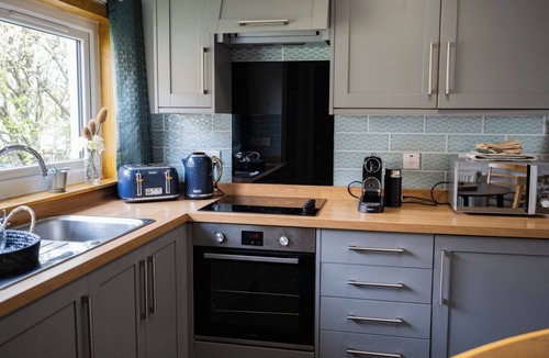 Helmsdale Cottage | North Coast Cottage - Coastal Highland Retreat with Sea Views