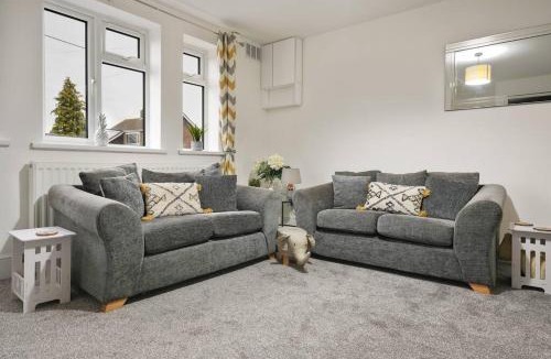 Messingham House | North Lincs Cosy Home