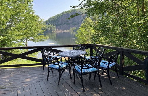 Iron Bridge Cottage | Northern Haven on a Crystal-Clear Lake. Ideal for family-style vacations