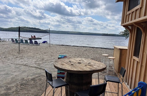 Ryerson Cottage | Northwood Beach Cottage @Doe Lake - North Muskoka