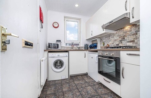 Aberdour Apartment | Number Two Aberdour - Pretty Village nr Edinburgh