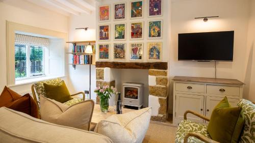 Whichford House | Oak Cottage