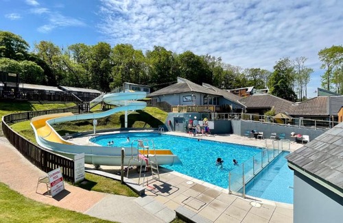 Liverton Villa | Oak Tree Lodge - A Romantic Getaway- Finlake Resort & Spa - Devon