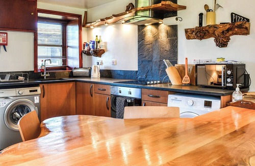 Newton Stewart Cottage | Ochiltree Cottage - UK7781