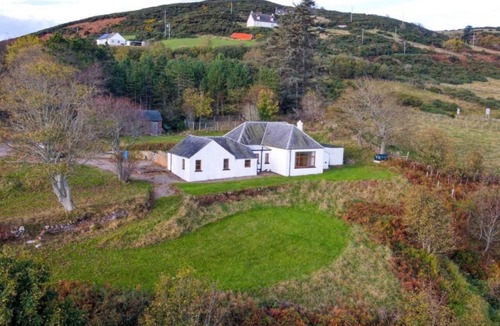 Helmsdale House | Offering a serene Highland hideaway, perfect for rest, recharge, and escape.
