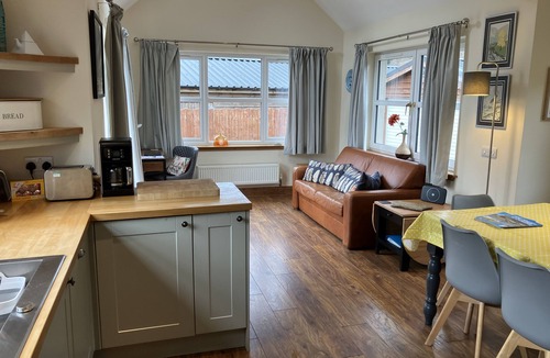 Fort Augustus Cottage | Oiseval is a pet friendly cottage with magnificent views.