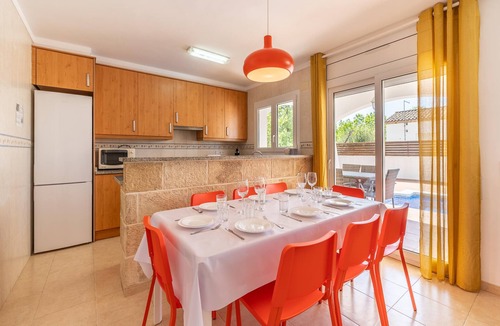 L'Escala Villa | Olalla: Villa with private pool in L'Escala