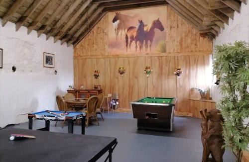 Kilkenzie House | Old Barn Farm Cottage - Cc