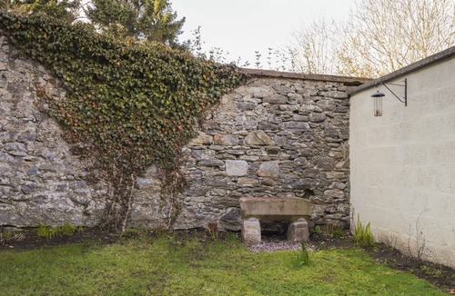Marybank House | OLD MANSE, family friendly, character holiday cottage in Muir Of Ord