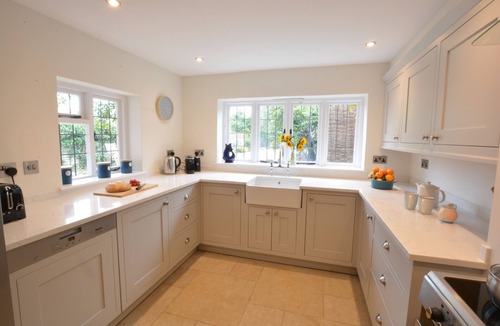 Walberswick Cottage | OLD VALLEY FARM, pet friendly, luxury holiday cottage in Walberswick